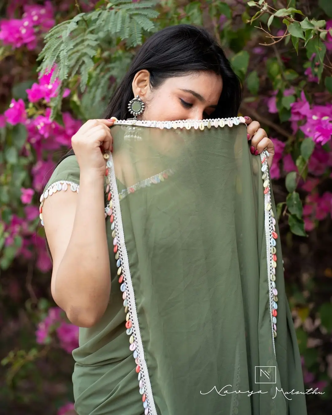 Rathika Rose Wearing Green Saree Sleeveless Blouse